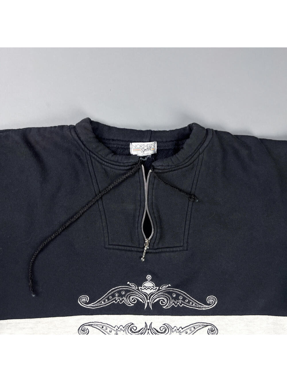 Vintage Women's Sweatshirt ,90's Black & White Quarter Zip Sweater w/ Embroidery - Picture 4 of 7